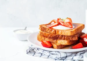 Tostadas Integrales con yogurt griego